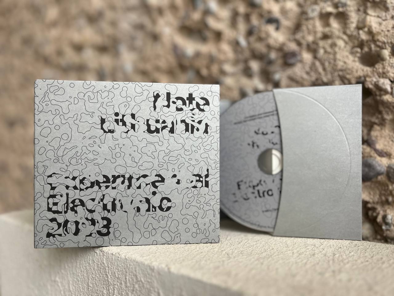 Note Lithuania Experimental Electronic 2023 albumas_grafinis dizainas_Jurgis Griškevičius.jpg