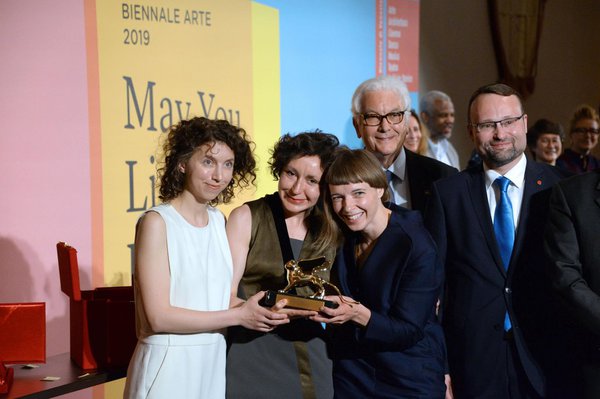 biennale-winner-jumbo.jpg