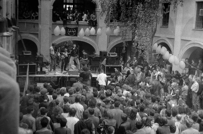 02 Vilnius Punk88 scenoje GRI.jpg