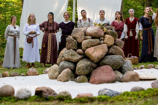 Kūlgrinda. V. Balkūno nuotr..jpg